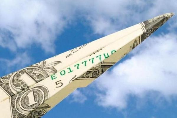 Dólar por las nubes una nueva devaluación hizo que la divisa supere