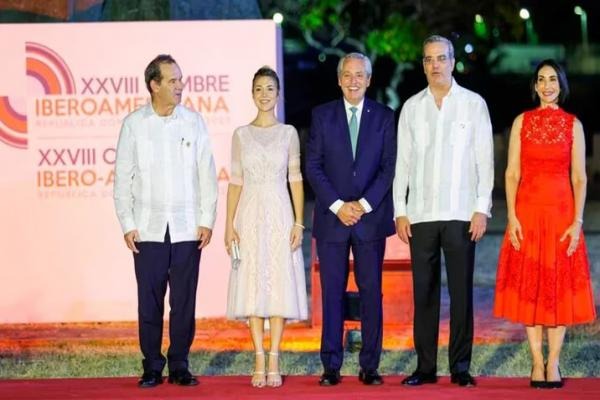 Alberto Fernández participa de la Cumbre Iberoamericana en República