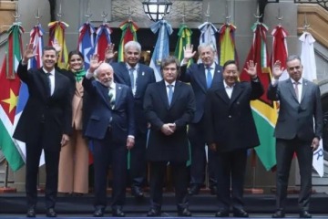 Foto de Tras decidir no ir al G20, ahora Milei duda en presentarse a la cumbre del Mercosur