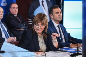 Foto de Bullrich criticó a la Justicia y defendió la represión: “Lo que hicimos en 2025 fue extraordinario”