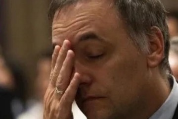 Foto de Impacto negativo en el Gobierno: el escándalo de corrupción de Adorni se equipara a la "fiesta de Olivos"