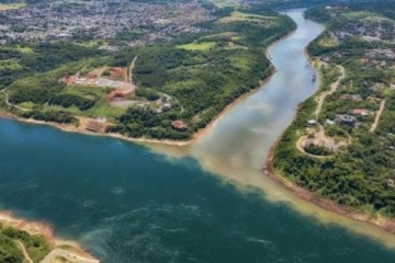 Foto de Polémica por la Hidrovía: cuál es el grupo empresario cercano a Santiago Caputo que se impone en todas las licitaciones