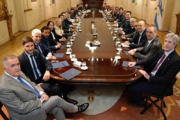 Foto de Cuáles son las obras canjeadas por respaldo legislativo que Milei recortó a gobernadores aliados en el mega ajuste