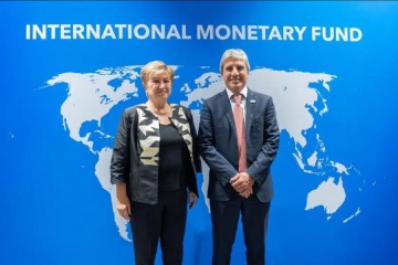 Foto de El FMI le pide a Milei m�s crecimiento y empleo mientras la econom�a roza la recesi�n t�cnica