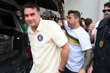 Foto de Fuga de Fl�vio Bolsonaro: la jueza Capuchetti orden� preservar las c�maras del aeropuerto de Puerto Iguaz�