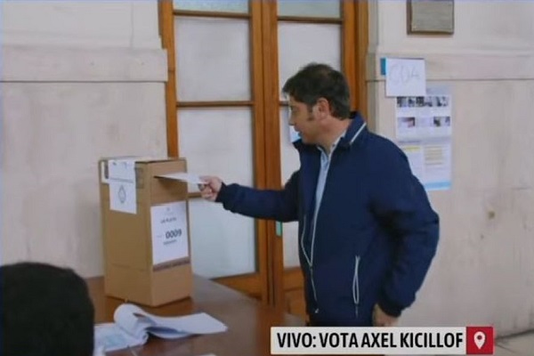 Axel Kicillof: "Es un día importantísimo, no votar es que vote otro por uno"