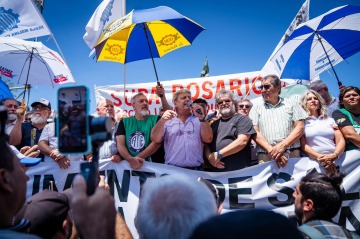 Foto de Furlán contra la reforma laboral: “Los trabajadores quieren la unidad y quieren pelear contra esto”