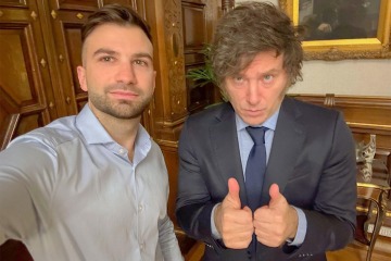 Foto de $LIBRA: Milei cobraba USD 2000 por mes cuando era diputado y duplicó el monto como presidente a través de Karina