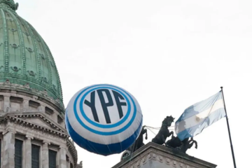 Foto de Máximo Kirchner presentó un proyecto celebrando el fallo de Nueva York en el caso YPF