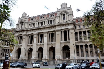Foto de Corte Suprema intimó al TSJ por la ampliación de la Corte de Santa Cruz