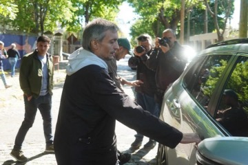 Foto de Máximo Kirchner visitó la casa del Indio Solari tras su muerte