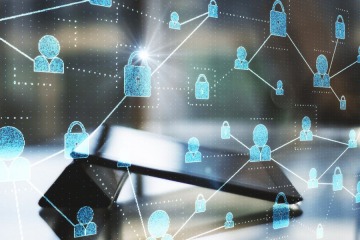 Foto de Anthropic permitirá compartir DNI, chats y datos biométricos con la Policía