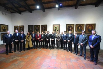 Foto de Quiénes fueron los gobernadores aliados que acompañaron a Milei en Tucumán