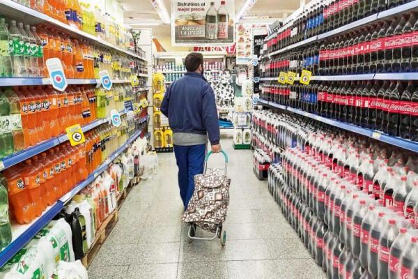 Las ventas en supermercados repuntaron en septiembre, pero cayeron las mayoristas