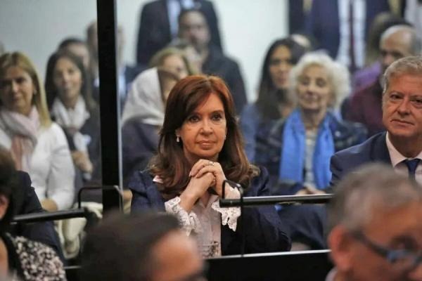 Vialidad: Condenaron A 6 Años De Prisión A Cristina Kirchner Y La ...