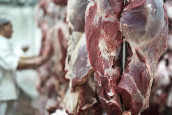 Cómo son los reintegros que AFIP reglamentó para la compra de carne con débito