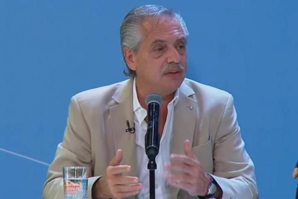 Alberto Fernández: "Hay que dejar de lado el barullo político y atender el murmullo de los que más necesitan"