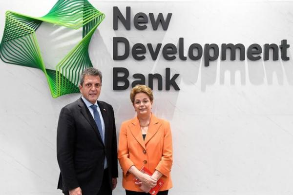 Argentina, a un paso de entrar al banco BRICS tras conseguir un fuerte respaldo de Brasil para ser miembro