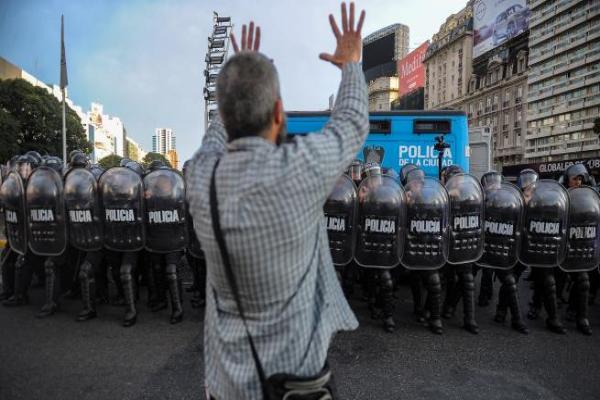 Concentración en el Obelisco y vigilia tras la represión de la Policía porteña en la que murió Facundo Molares