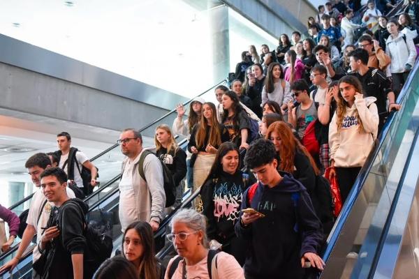 "Regreso Seguro": llegó otro avión de Aerolíneas Argentinas con los repatriados de Israel