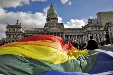 Marcha del Orgullo 2023: se movilizan en defensa de los derechos y por un Estado democrático que los garantice