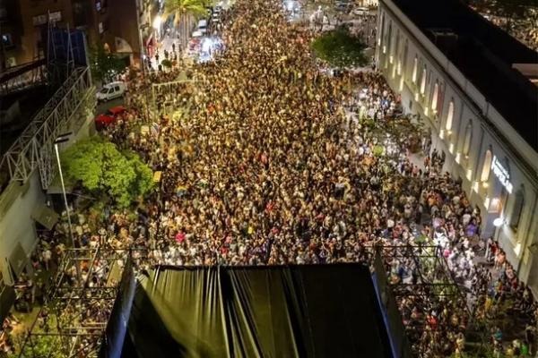 Milei Hizo Pasar Imágenes De La Marcha Del Orgullo Como Si Fueran De Su Cierre De Campaña 0020