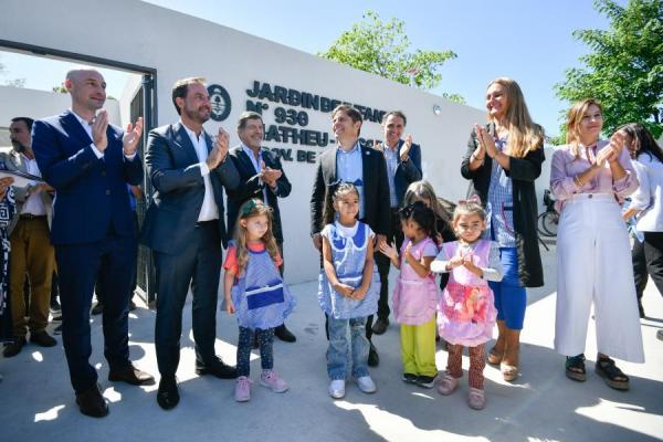 Kicillof y Sujarchuk inauguraron un jardín de infantes y un Centro de Atención Primaria de la Salud en Escobar