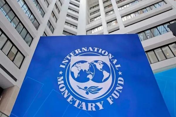 Tras la octava revisión del programa, el FMI insistió en mejorar la calidad del ajuste y proteger "a los más vulnerables