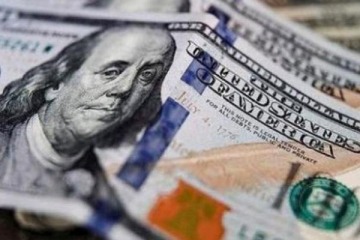 El dólar blue alcanzó un nuevo récord: superó la barrera de los 1400 pesos