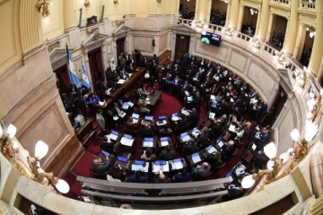 El Senado comienza a debatir la nueva fórmula jubilatoria que impulsa la oposición y Milei adelantó que la vetará