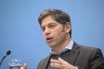 Kicillof acompañó a Cristina Kirchner a declarar: "Es víctima de un juicio que no va para ningún lado"