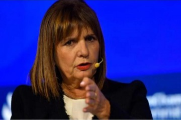 La familia de la nena rociada con gas lacrimógeno pidió la indagatoria de Bullrich 