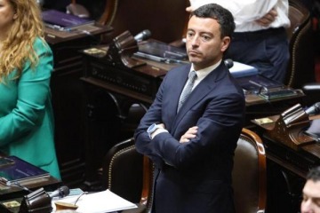 "Irresponsable y selectiva": De Loredo criticó la sanción a los diputados radicales que respaldaron el veto de Milei