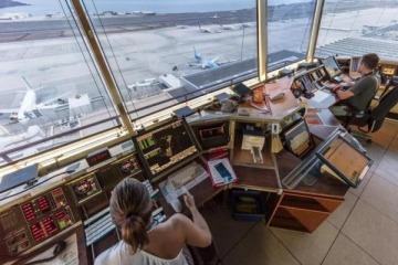 Los controladores aéreos de ATE/ANAC anunciaron un paro, pero el Gobierno aseguró que no afectará los servicios de aeropuertos