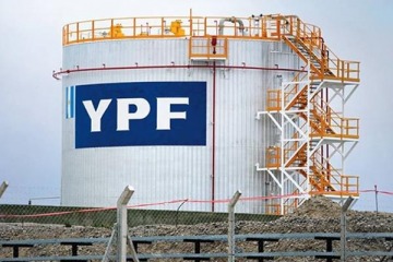 YPF y Shell anuncian rebaja en los precios de combustibles: no es gestión Milei sino por la caída del petróleo