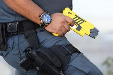 El Gobierno de la Ciudad empezará a usar las pistolas Taser en estaciones de subte