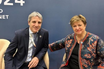 Luis Caputo se reúne con Kristalina Georgieva para analizar un nuevo programa con el FMI