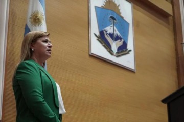 La Legislatura de Neuquén suspendió a la vicegobernadora Gloria Ruiz y será investigada por inhabilidad moral