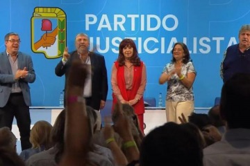 Cristina Kirchner asumió la presidencia del PJ con críticas a Milei y la propuesta de "un modelo que incorpore a las grandes mayorías"