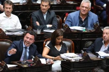 El radicalismo vuelve a pedir la pelota y va a Casa Rosada con ansías de mayor contribución institucional 