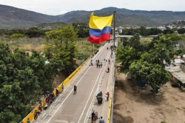 Venezuela anunció el cierre de su frontera con Colombia