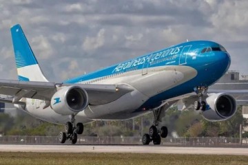 Aerolíneas Argentinas: APLA advierte de posibles medidas de fuerza si no reabren las paritarias