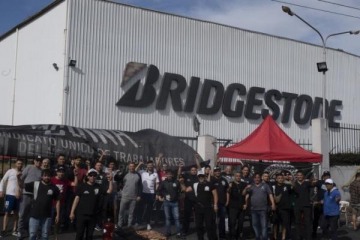 Bridgestone Argentina advirtió al Gobierno que recortará producción y empleo en un "2025 difícil"