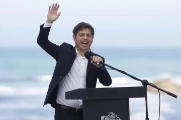 Foto de Kicillof desde la Costa bonaerense dio inicio a la gira de verano: "Buscamos la unidad del campo popular, no slo del peronismo"