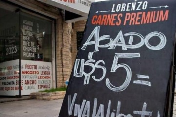 Foto de Desde este viernes se podrn mostrar en dlares los precios de bienes y servicios