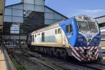 Trenes: el Gobierno nacional inició el proceso de compra de tres locomotoras a China para el Ferrocarril San Martín