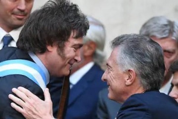 Macri felicitó a Milei por la rebaja de retenciones: "Son un impuesto injusto y destructivo para la economía del país"