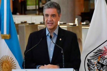 A menos de un mes para el inicio de clases, Jorge Macri anunció inversiones en obras para escuelas porteñas