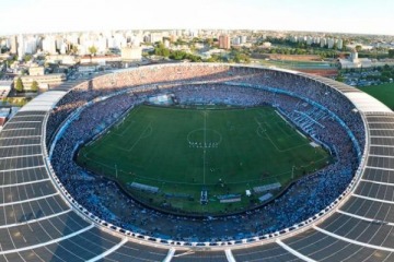 Por el calor, Aprevide permitirá el ingreso de botellas de agua a la cancha