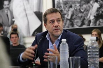 Recalde cargó contra Milei: El proyecto económico va de la mano de su discurso discriminatorio y violento"